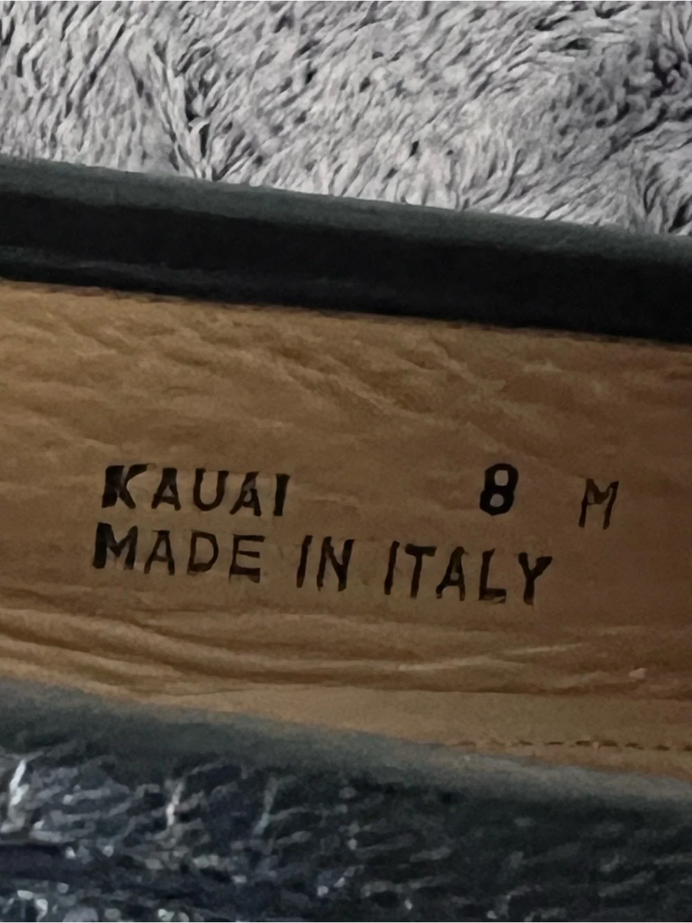 Vintage Bally Kauai Men’s 8M Navy Cream Leather Horsebit Loafers Made in Italy